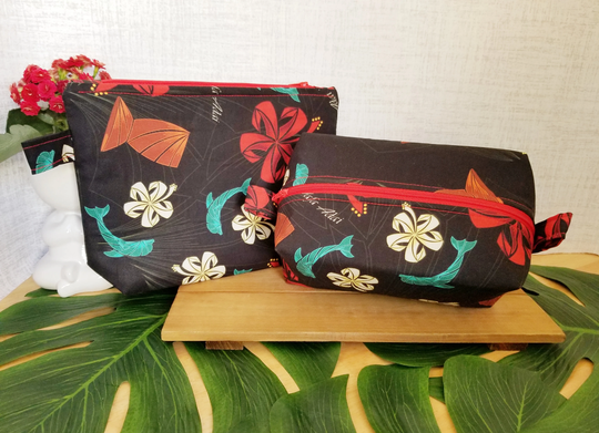 Guam Hafa Adai-Latte Stone-Hibiscus-Dolphin Pattern Box/Pouch Bag
