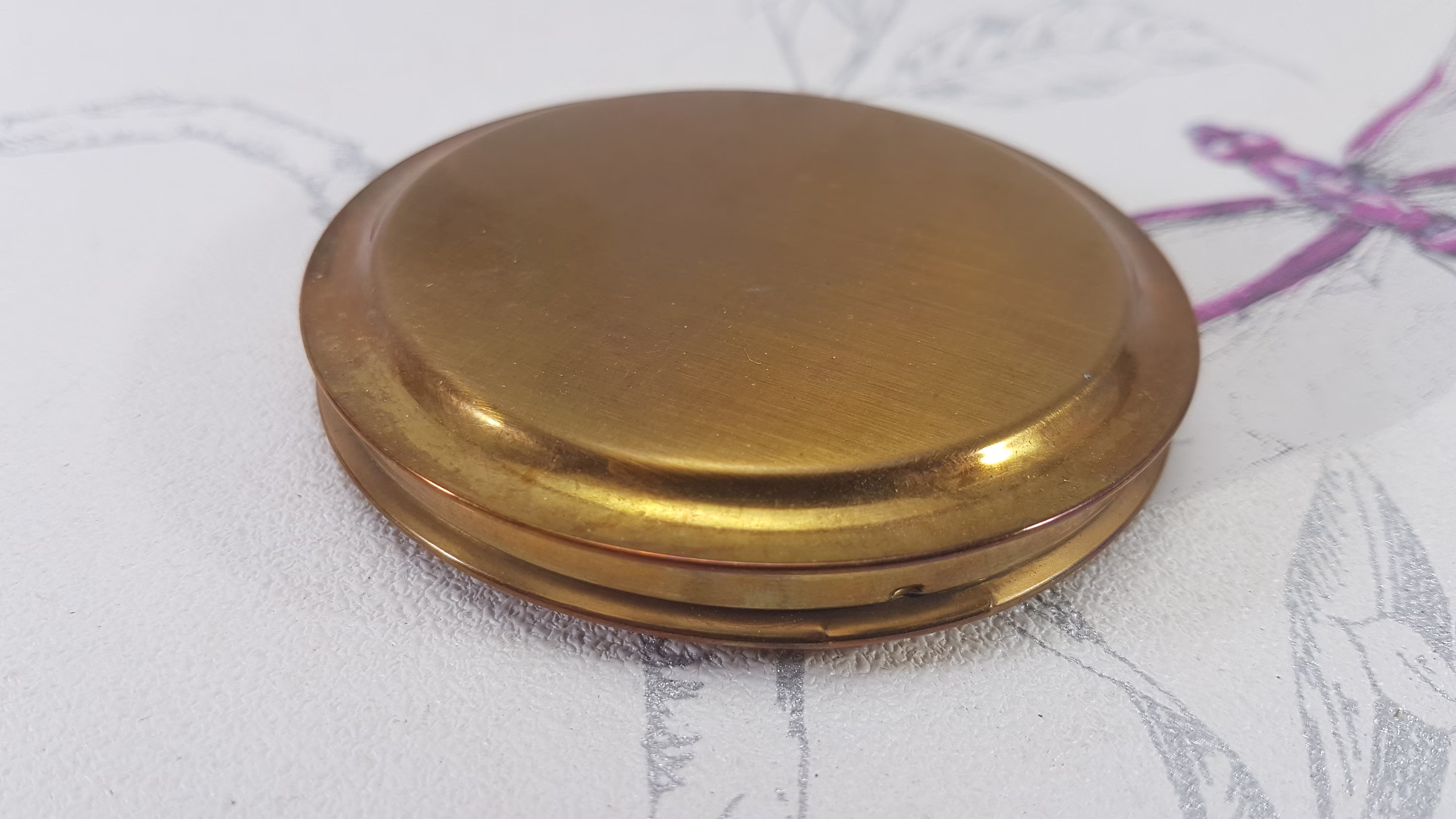 Vintage Mascot Compact Mirror, Gold Tone Powder