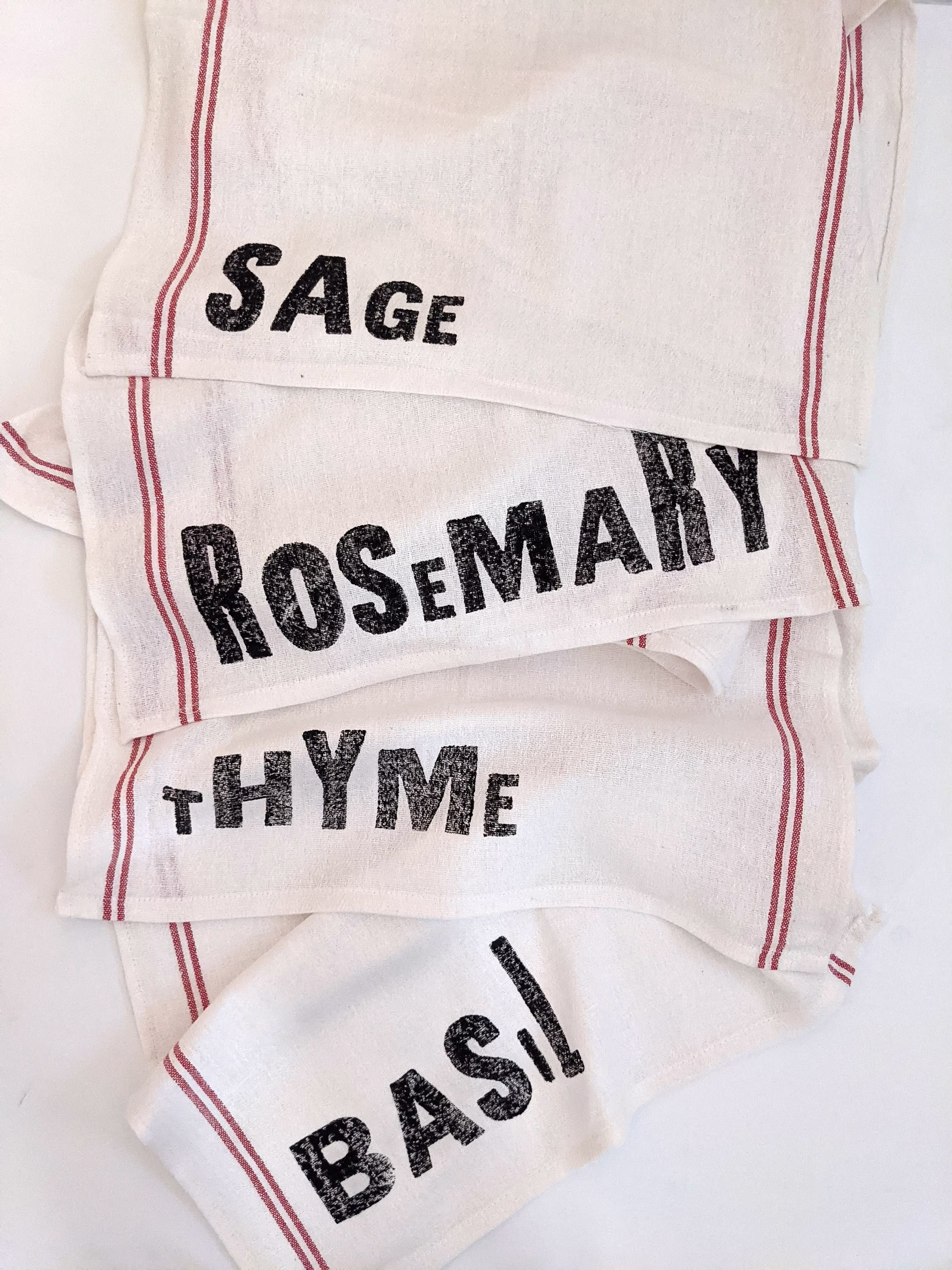 Essential Herbs/Foodie Gift Farmhouse Decor Kitchen Towels Rosemary Basil Thyme Sage Vintage