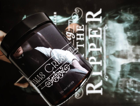 Book Inspired Candle "Thomas Cresswell