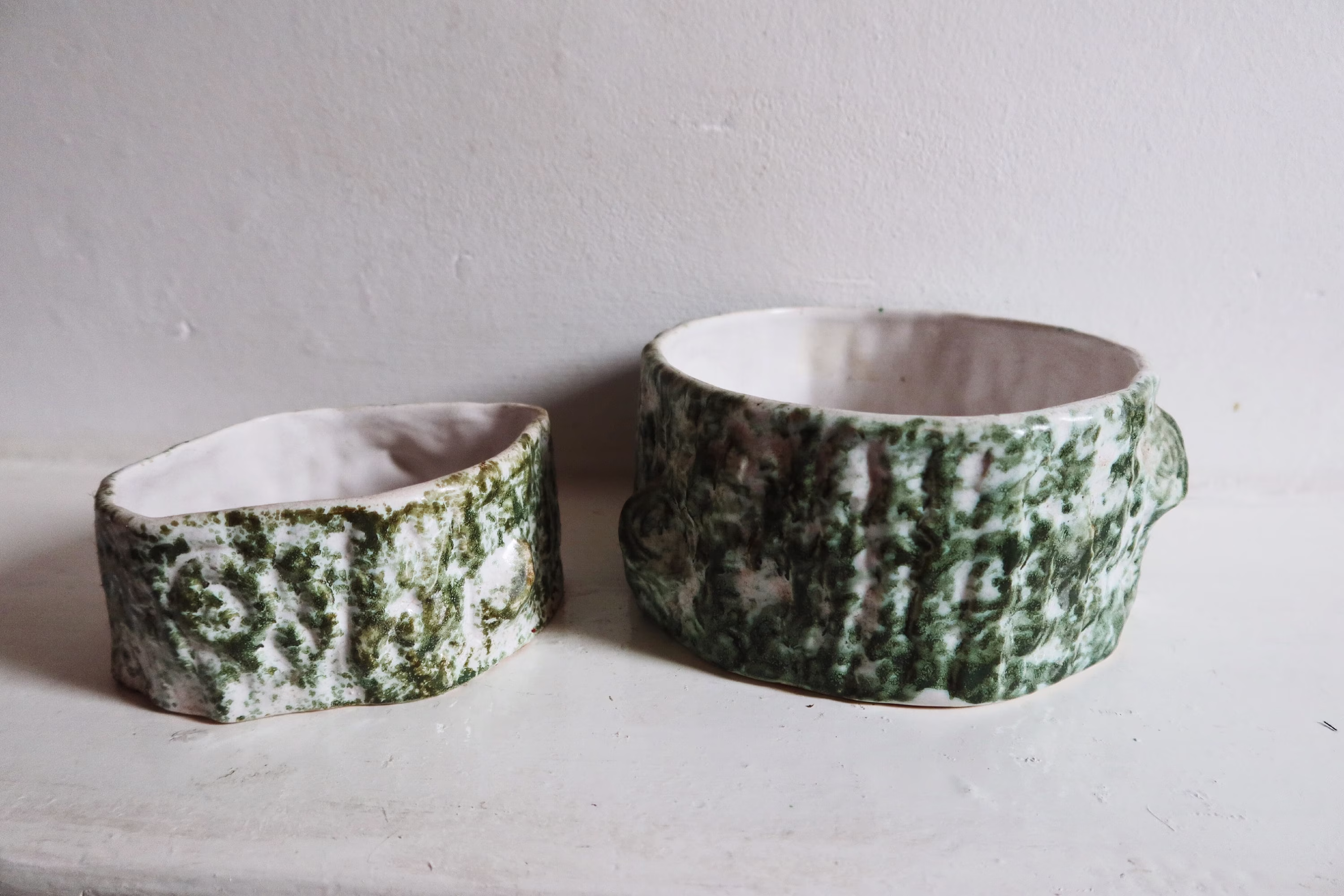 Pair Of Beautiful Mossy Green Trunk Style Planters With White Undertone Plant Pots Or Storage Keep Sake Potpourri Gift Present