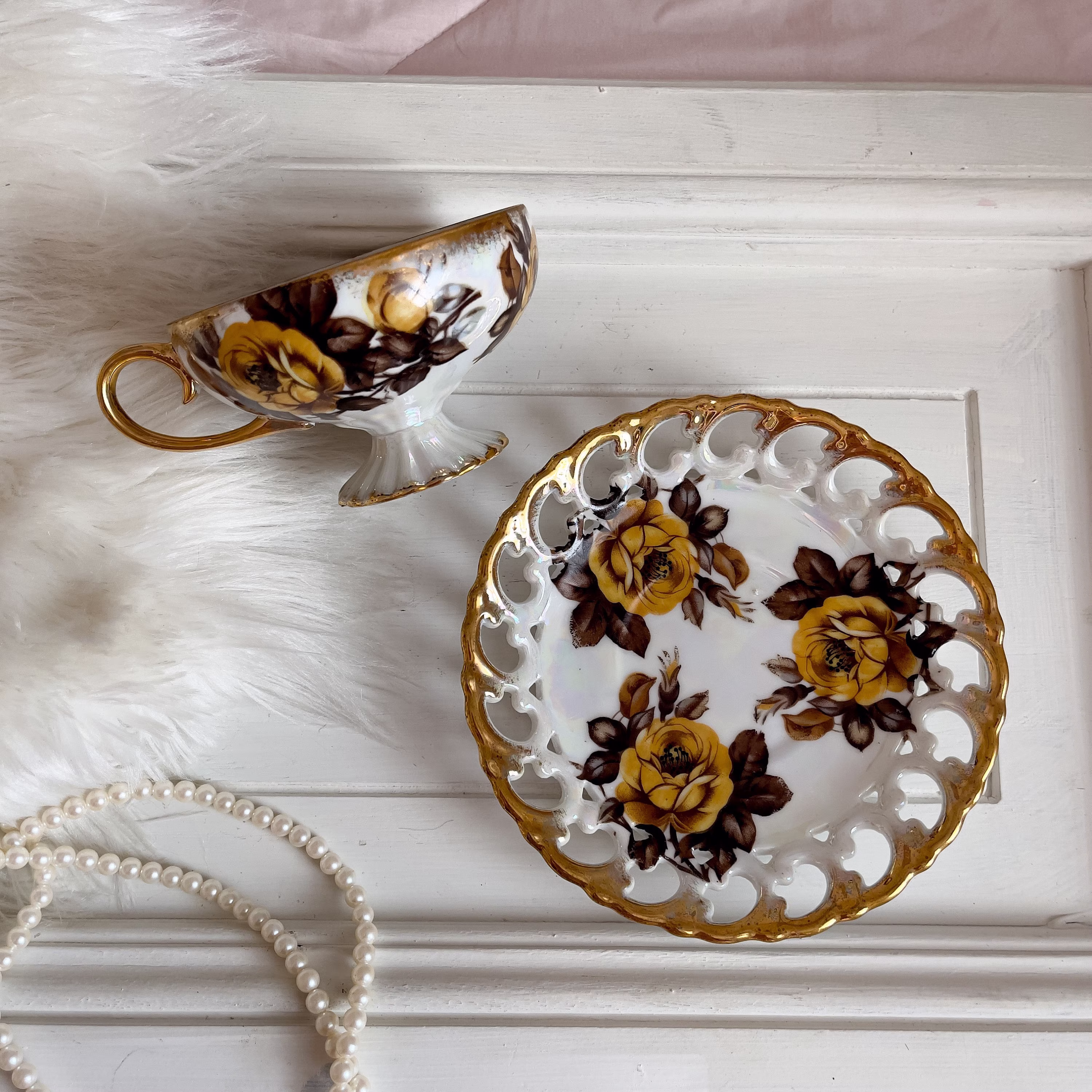Beautiful Vintage Holographic Rose Teacup Set/ Japanese Tea Cup/Antique Pot/Chinese Pot