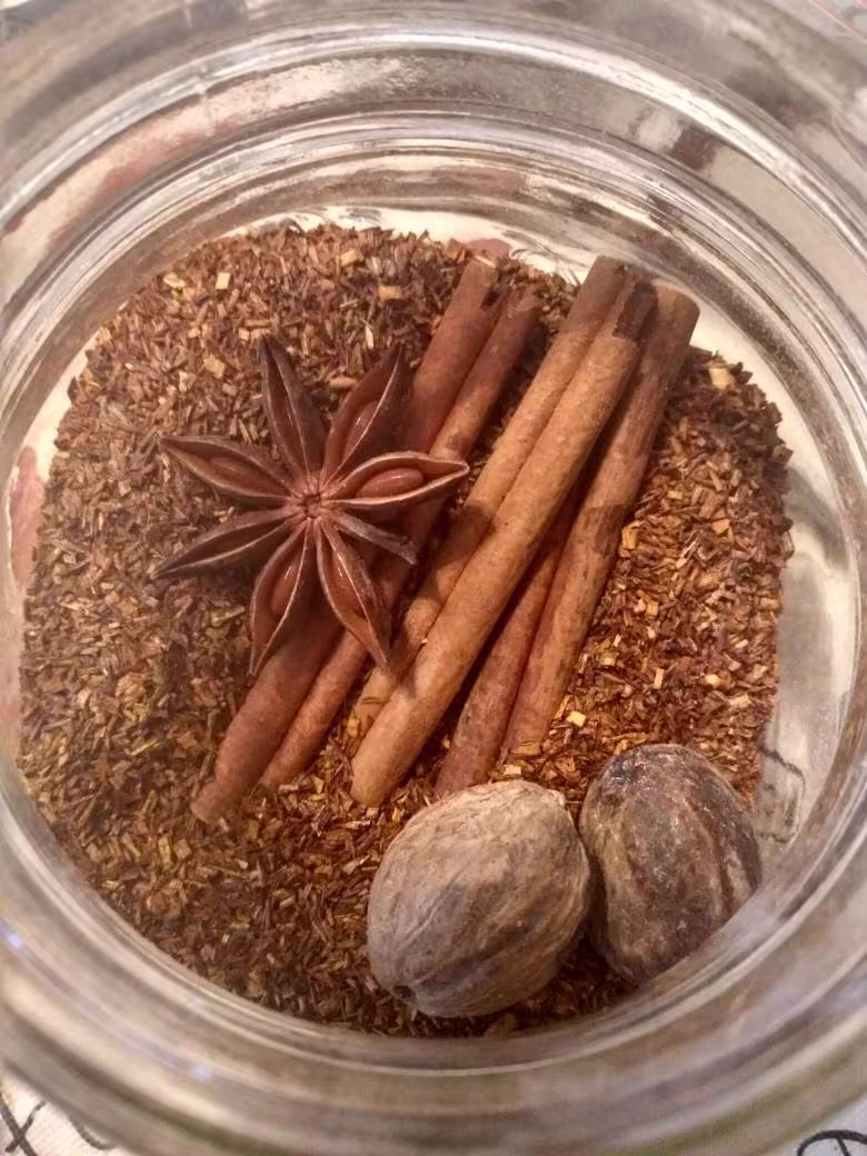 Red Rooibos Herbal Tisane With Cardamom Nutmeg Cinnamon & Star Anise All Natural Good For Weight Loss Organic Tea Delicious Warm