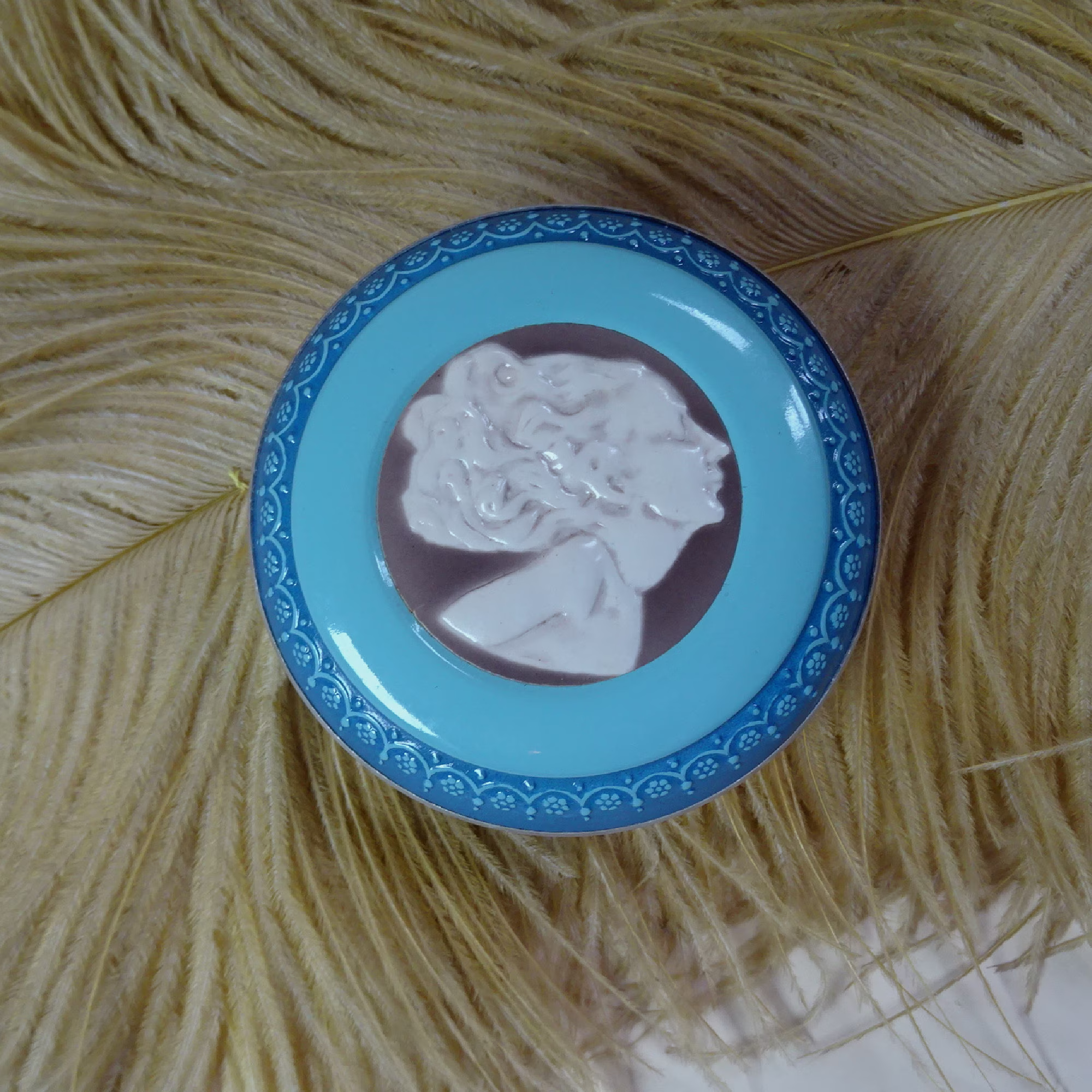 Vintage 1930S/30S Art Deco Gwenda Powder Jar Powder Puff