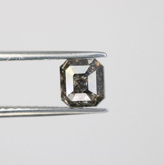 1.37 Ct 6 X 5.5 Mm Emerald Salt & Pepper Diamond Ring