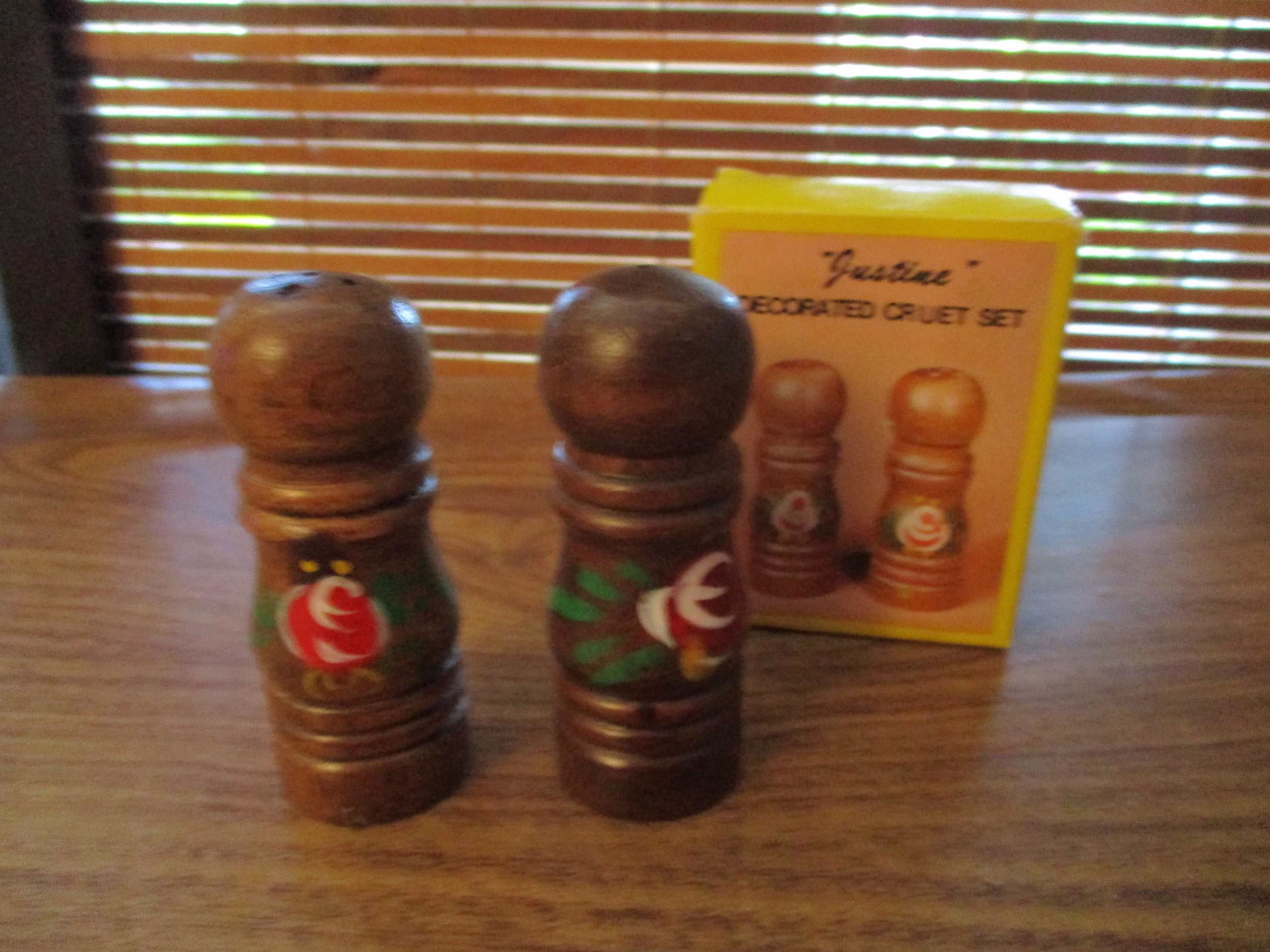 Justine Mini Wooden Decorated Cruet Salt & Pepper Set