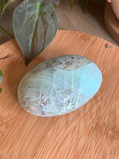 Green Moonstone Garnierite Polished Palm Crystal Stone