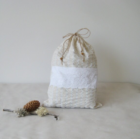 Linen Lace Drawstring Bag, Wrinkled Fabric Pouch, Natural White Ruffle Gift Reusable Eco Friendly Country Style Sachet 10 X 13
