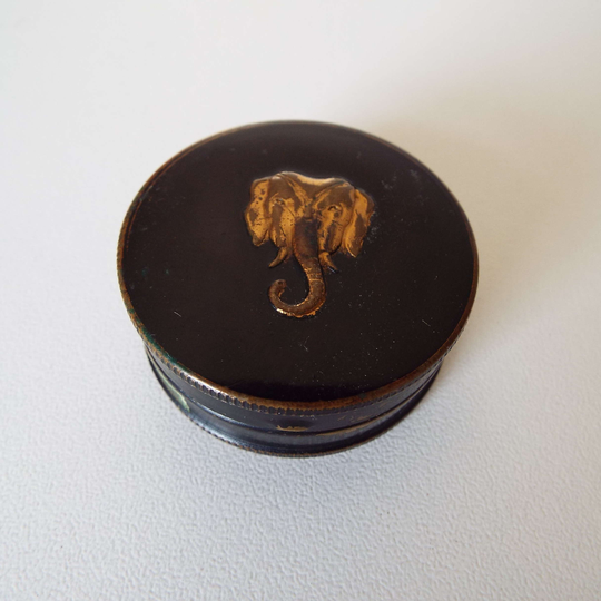 Vintage 1920's Eastern Foam Powder Compact Embossed Elephant Rare Flappers Vanity Item Collectable Make-Up