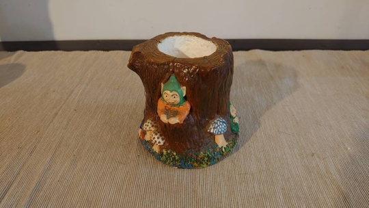 Wray 1980 Indoor Planter - Gnomes & Elves On A Stump 9.5cm High, 11.5cm Wide