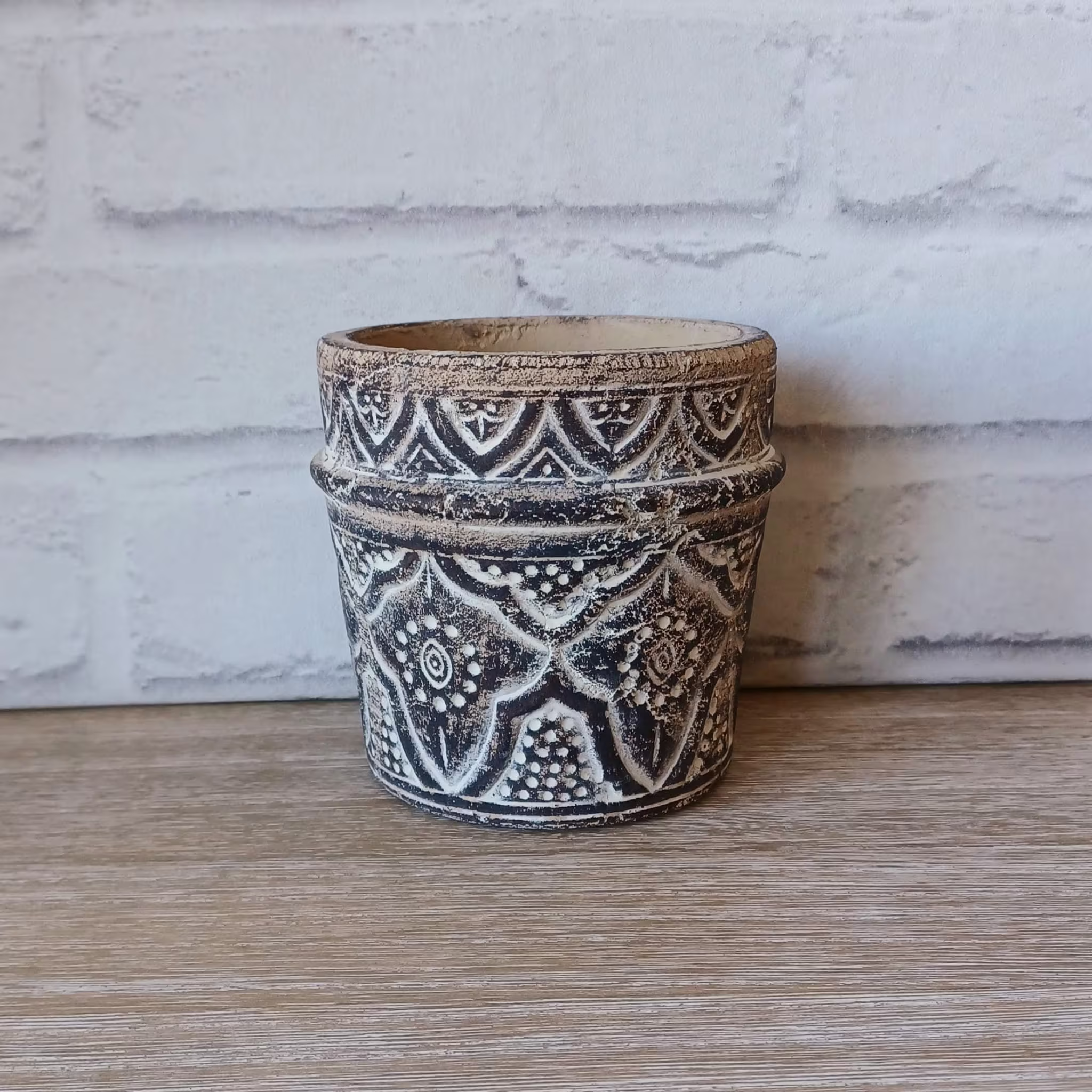 Small Vintage Rustic Brown Stone Effect Cement Antique Geometric Planters Flower Planter Holder Home Decoration Decor Gardeners Gift