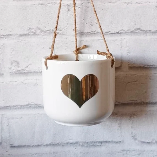 White & Gold Heart Hanging Planter Flower Vase Holder Home Decoration Minimalist Minimalism Natural Mother's Day Gift Present Valentines