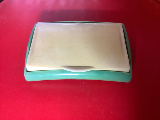 Bakelite Face Powder Compact