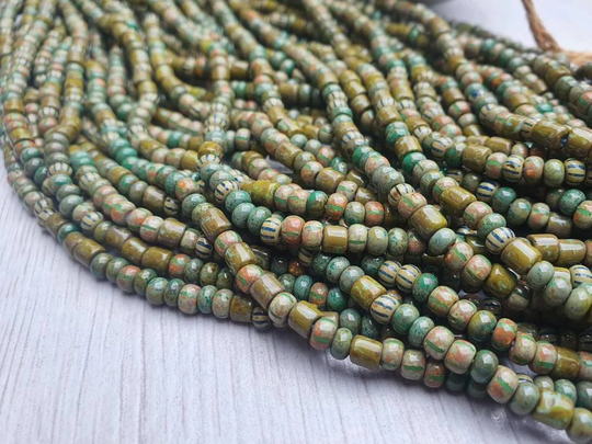 6/0 Aged Striped Moss Tube Picasso Seed Bead Mix | 4mm Beads Full Strand