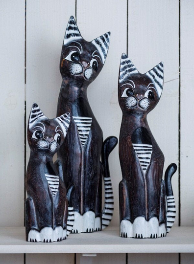 Handcrafted Wooden Set Of 3 Large Stripe Ear Cats