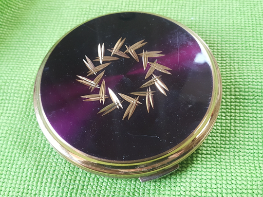 stratton Powder Compact, Vintage Cosmetics, Face Powder, Make Up, Womens Beauty, Toiletries, Vanity, For Repair
