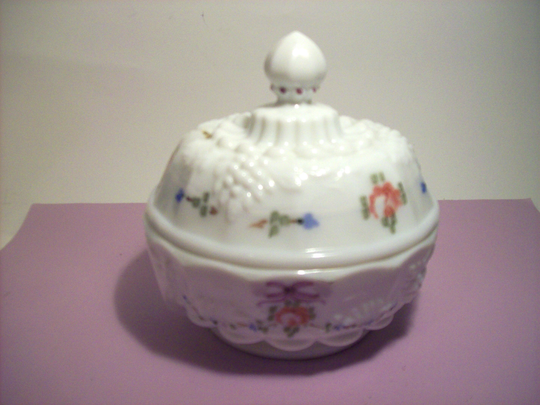 Vintage Westmoreland Milk Glass Grape Pattern Round Powder Jar With Hand-Painted Flowers