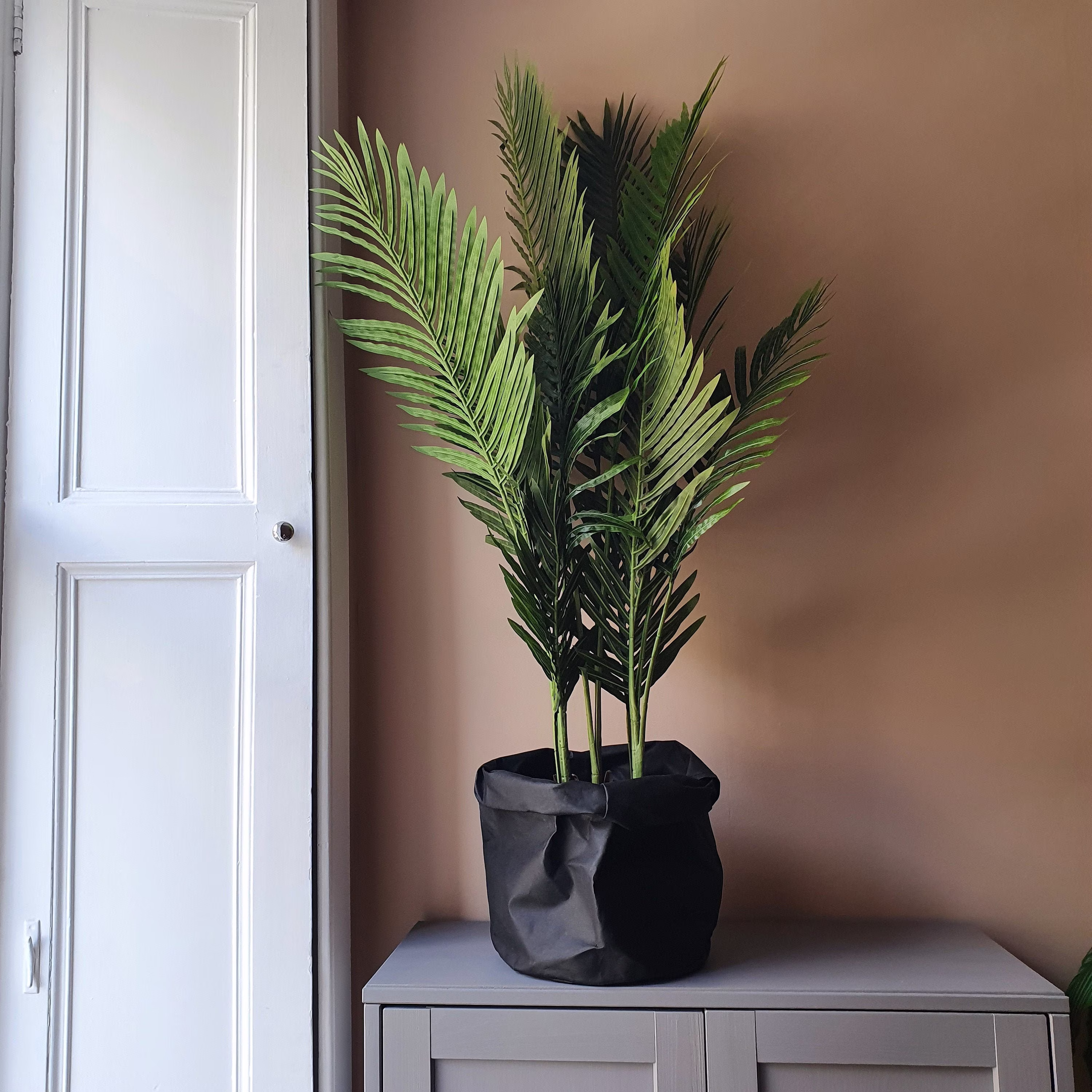 Braemar Xl 30cm Black Eco-Friendly Washable Kraft Paper Indoor Plant Pot Cover Or Storage Bag | Leather Feel