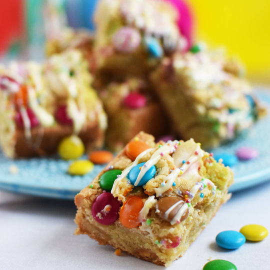 Chocolate Rainbow Blondie Baking Kit