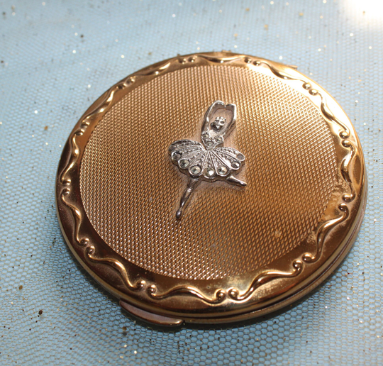 Ballerina Powder Compact. By Kigu Of London. in Original Gift Box With Carry Pouch