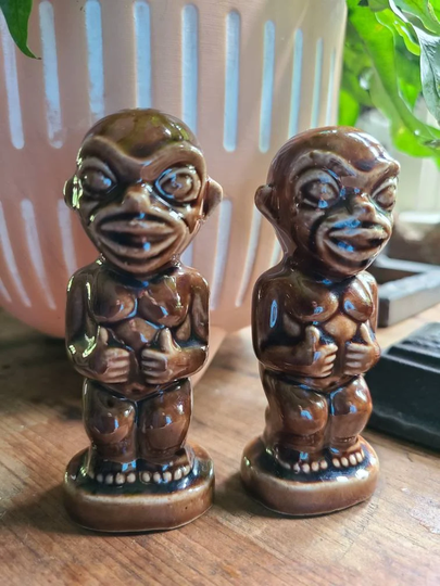 Exotic Dining Circa 1970's Kon Tiki Polynesian God Salt & Pepper Shaker Set With Cute Tushies