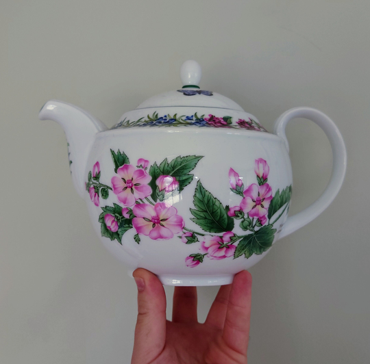 Royal Worcester Herbs Teapot Ceramic Vintage Collectable Afternoon Tea Party Made in England Floral