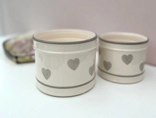 13cm White Pot/Planter With Grey Hearts