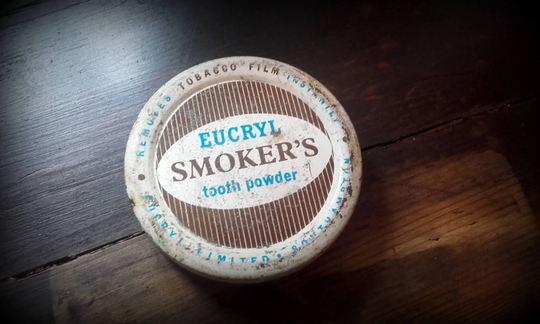 Vintage Rustic 50's Eucryl Smoker's Tooth Powder Tin