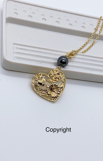 Heart With Hibiscus Plumeria Flower Hamilton Gold Necklace Shell Pearl