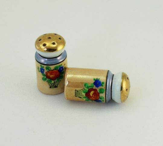 Lusterware Cottage Chic 40S Floral Salt Pepper Shaker Set Charitable Donation