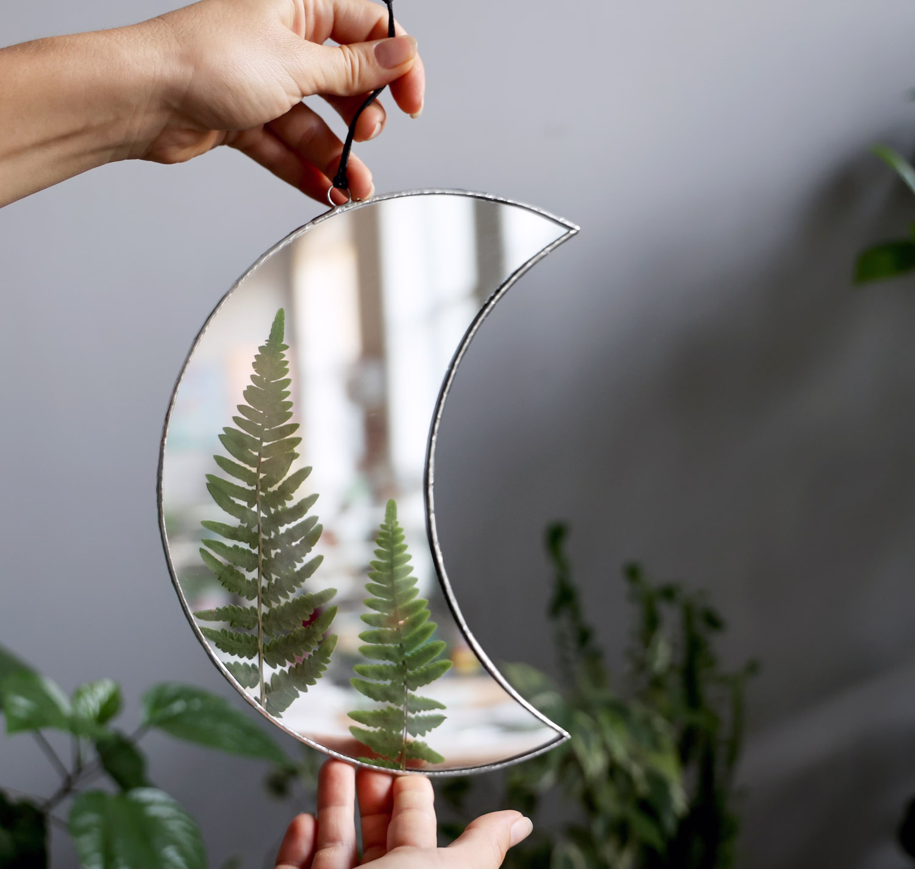 Crescent Moon Mirror With Pressed Fern. Herbarium Framed Wall Art Decor. Witchy Elven Forest Mood Room Dried Herbs in Stained Glass