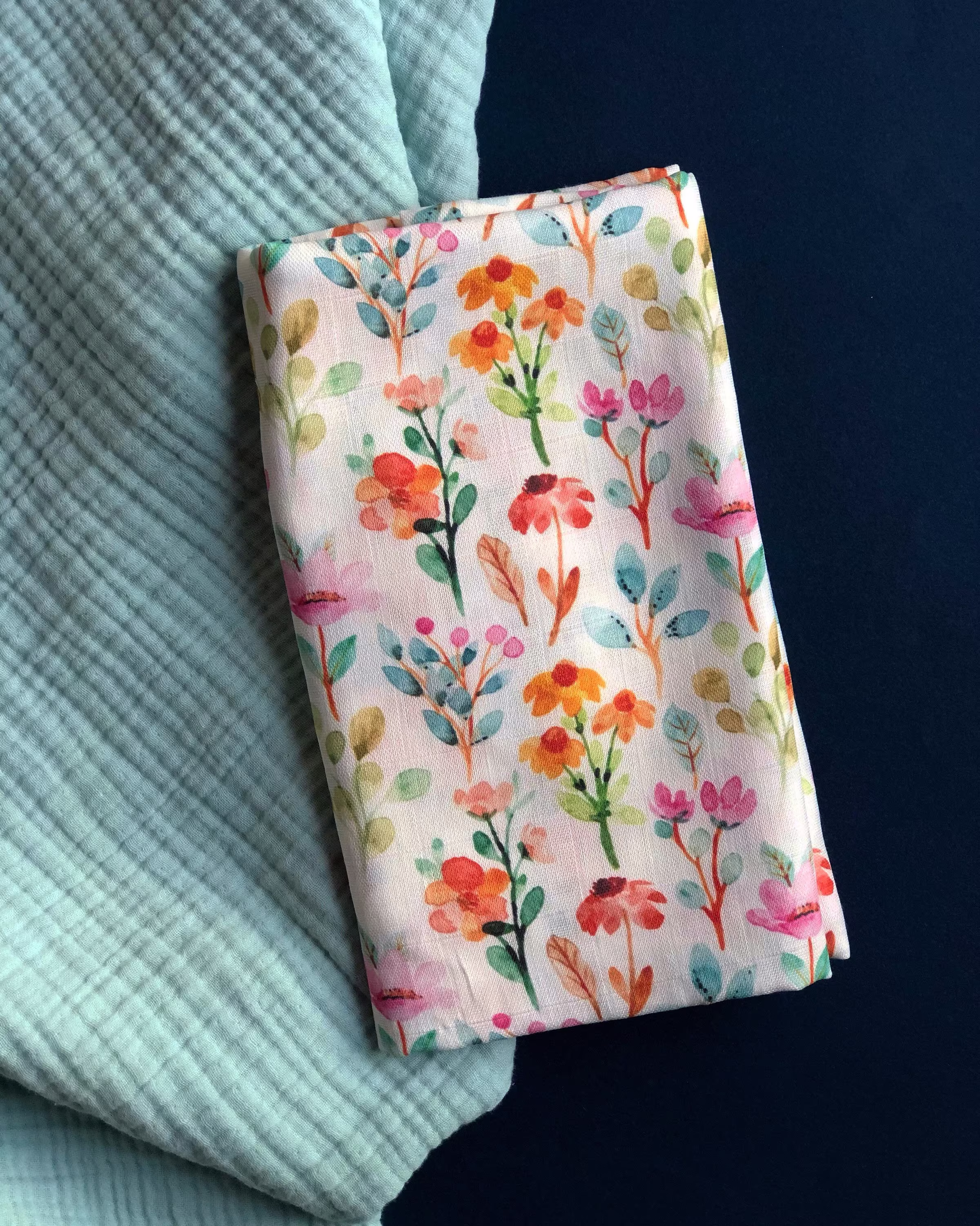 Watercolor Flowers Organic Muslin Swaddle, Floral Floral, Baby Gift, Newborn 100x100cm