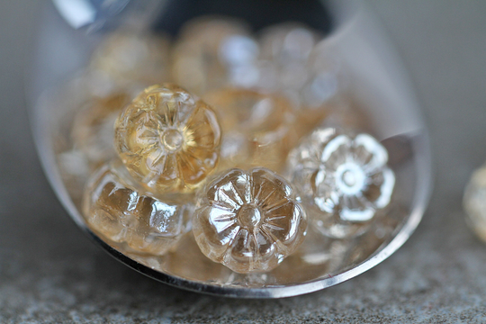 30 Champagne Lustred Clear Hibiscus Flower Beads 9mm Czech Glass For Jewelry Making Flower Perles Perline Perlen