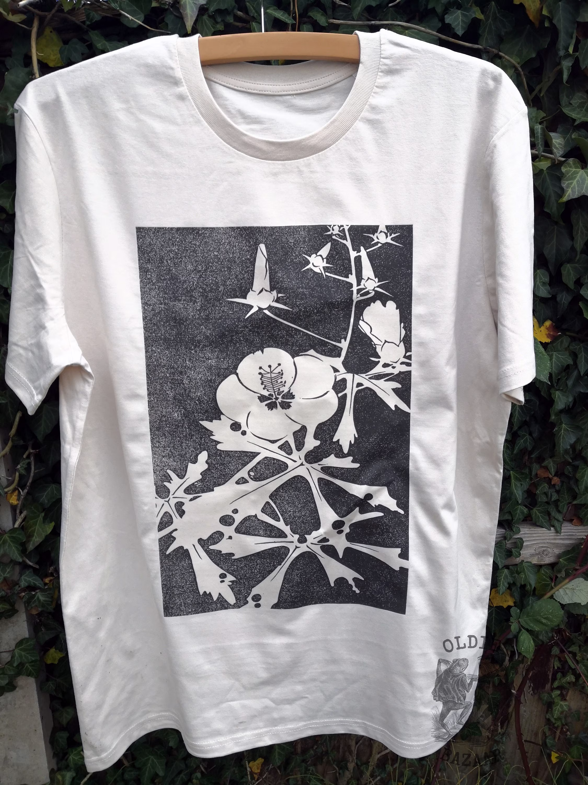 Flowers #36B | 18Th Century - Unisex Organic T-Shirt, Vintage Style Art T-Shirt