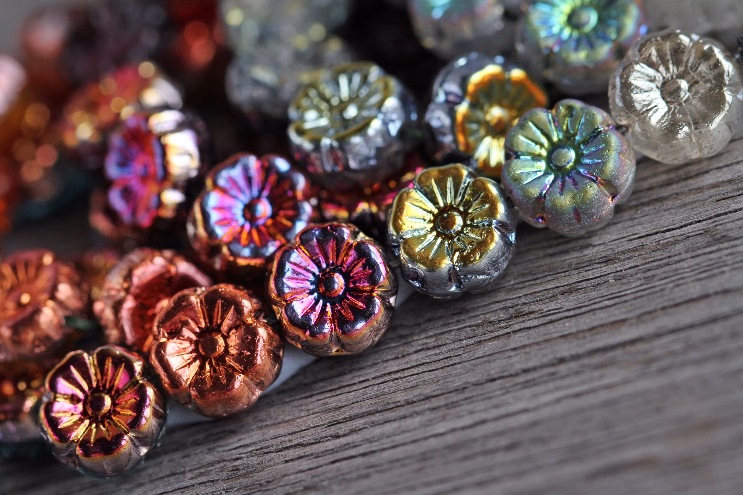 60 Multicoloured Hibiscus Flower Bead Mix 9mm Czech Glass Beads For Jewellery Making Metallic Lustred Mix