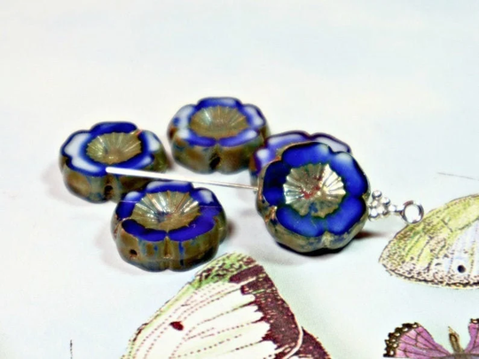 16mm Cobalt Blue & White Blend W/Burnt Silver Picasso Hibiscus Hawaiian Flower Czech Glass Beads | 6Pc, Diy Jewelry Bead Supply