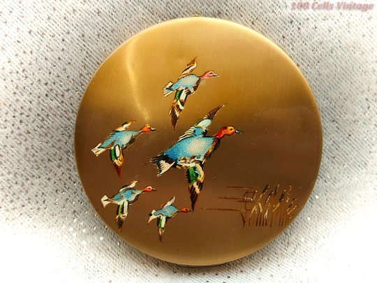 stratton Ducks in Flight-Vintage Ladies Powder Compact -7.5cm