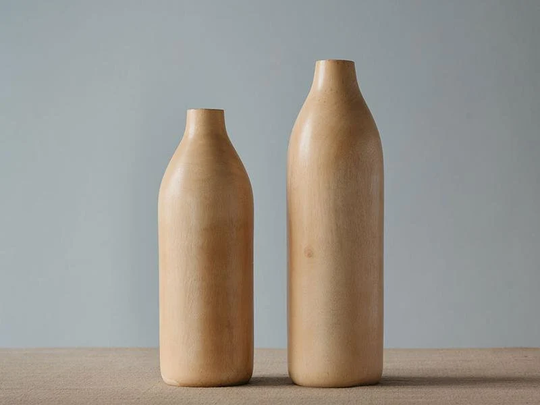 Medium Size Mango Wood Vase - Handmade Solid Wood Natural Grain Untreated Smoky Scent