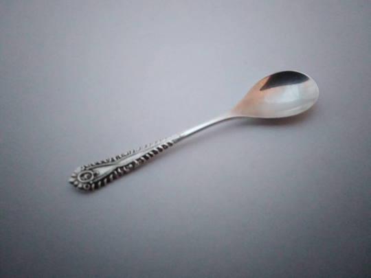 Beautiful Little Decorative Silver Salt/Mustard Spoon - Birmingham 1985