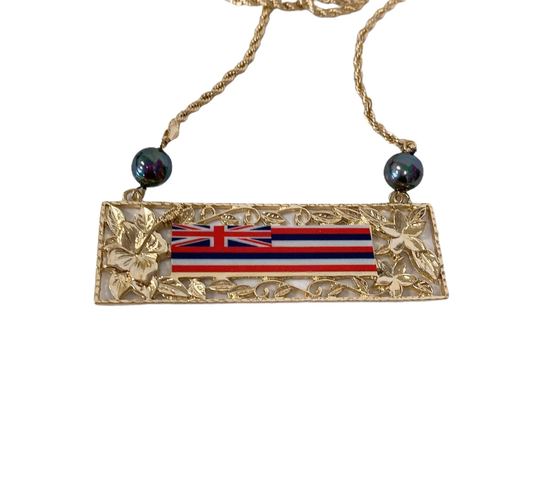 Hawaii Flag With Hibiscus & Plumeria Flower Plate Necklace Hamilton Gold Shell Pearls