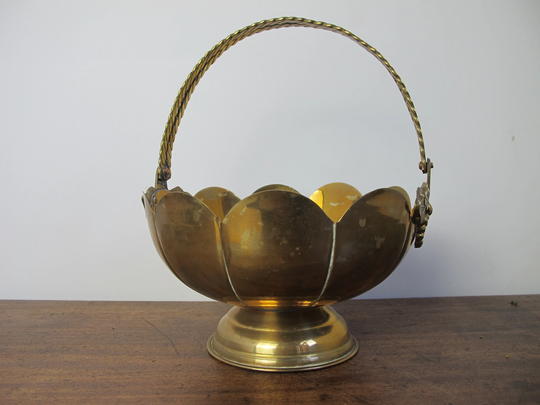 Vintage Brass Planter. Fluted Edges, Long Double Plaited Handle & Footed Base. 8 Inch Diameter | 20cm