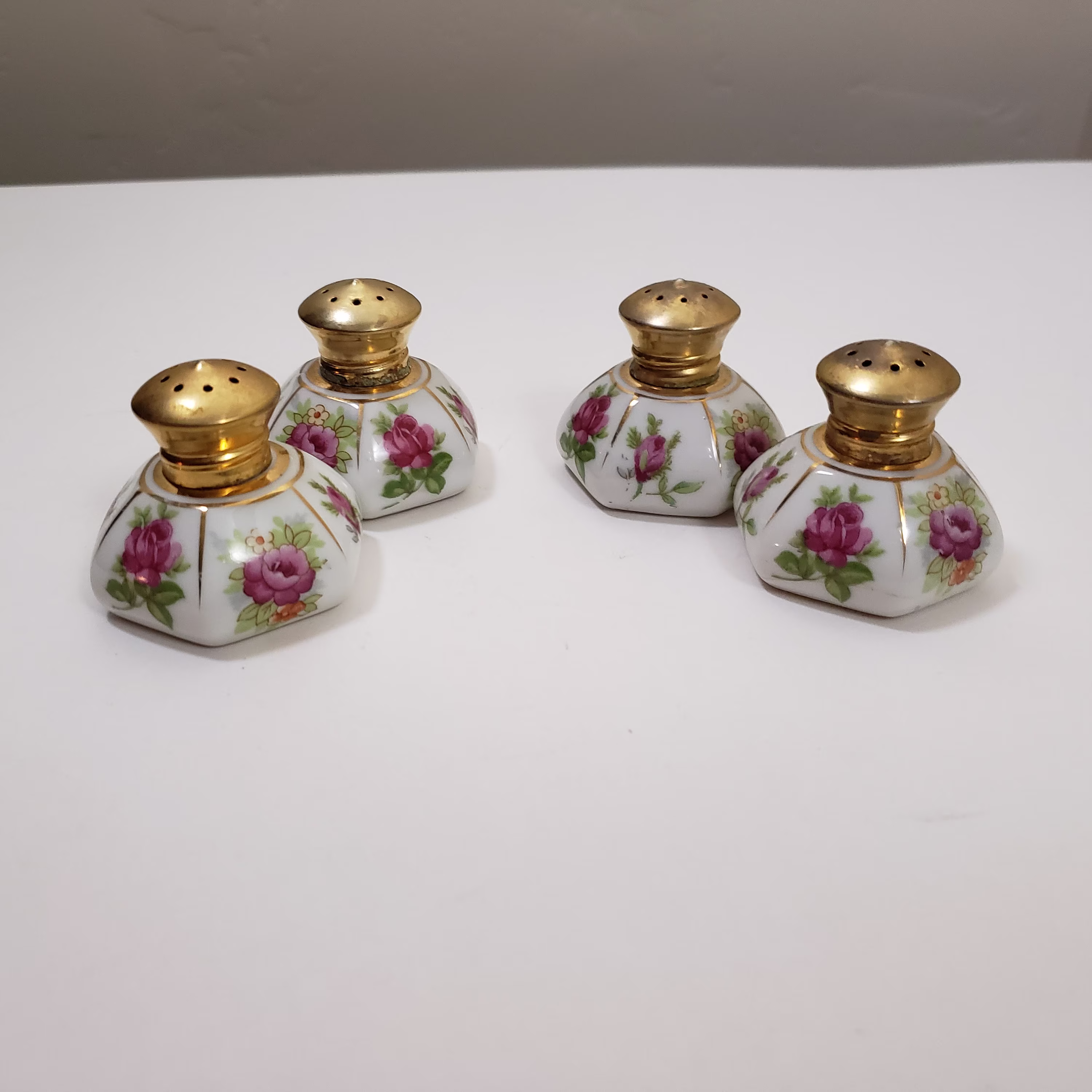 Beautiful I Rice Porcelain Salt & Pepper Shakers