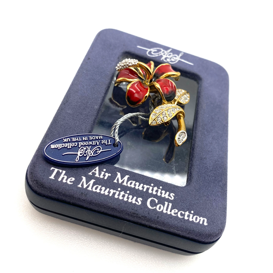 Rare Attwood & Sawyer Gold Plated Red Flower Brooch Air Mauritius The Collection in Original Box