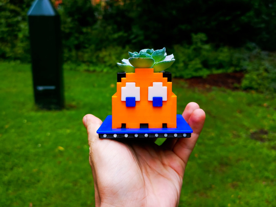 Pac-Man Ghost Clyde | Flower Pot Arcade Planter Office Decor Home