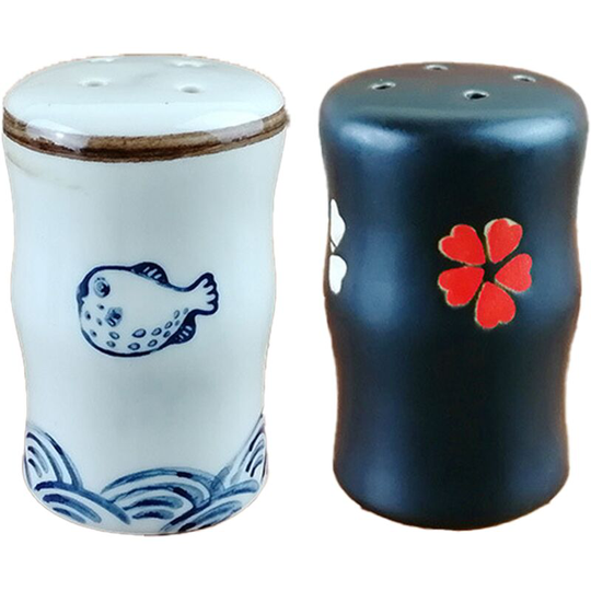 Fvbjd - Kitchen seasoning jar salt chili powder jar ceramic with hole pepper chicken powder bottle sprinkler (Blowfish) + (Sakura)