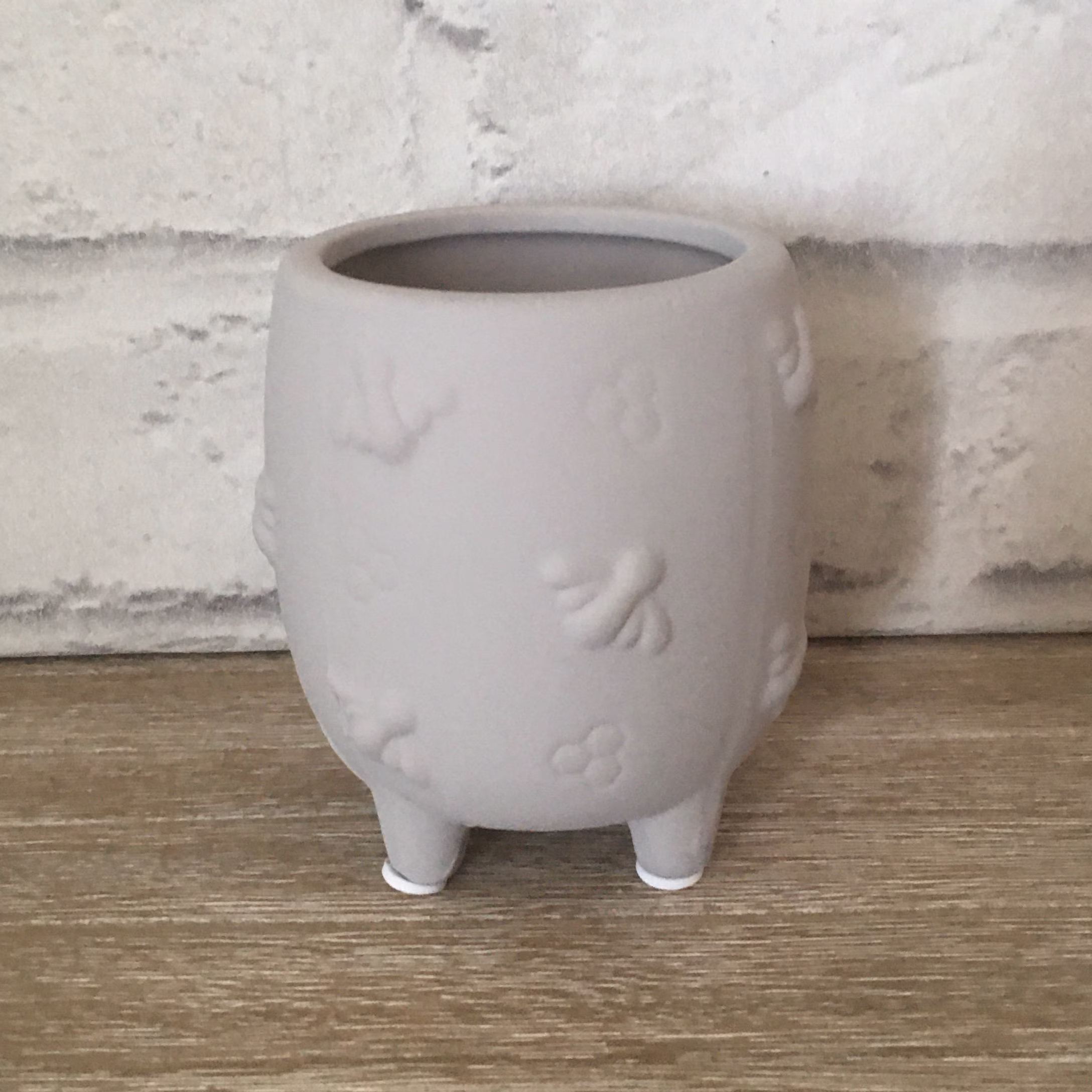 Small Bees Cement Planter Flower Plant Pot Home Decor Garden Gardening Grey Indoor