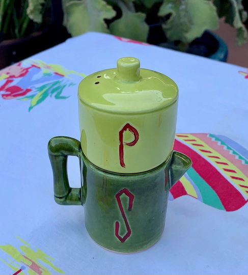 Vintage Coffee Pot Salt & Pepper Shakers/Percolator Set/Kitch