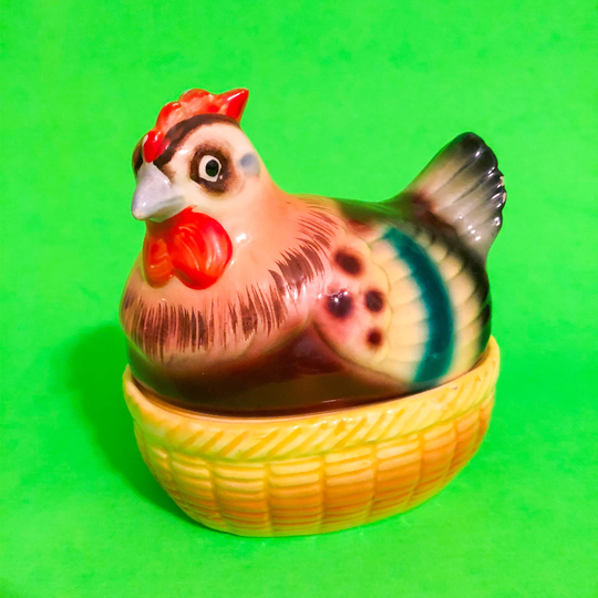 Chicken with Eggs in Basket Thanksgiving Salt & Pepper Shakers - Vintage