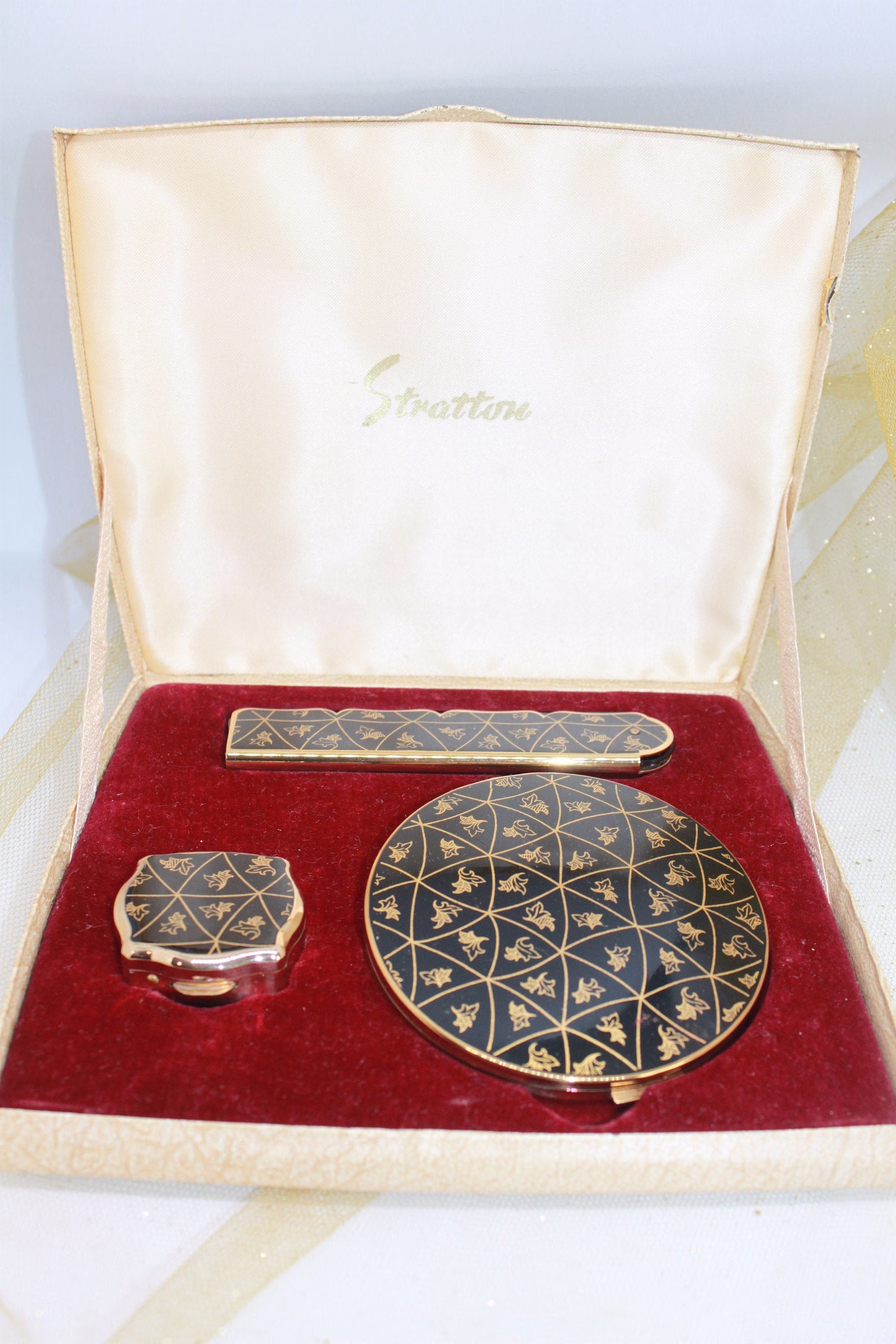 Gold & Black Stratton Powder Compact Mirror, Pill Box & Comb in Original Gift C1960's. Wonderful Vintage Gift. Luxury Vanity Set