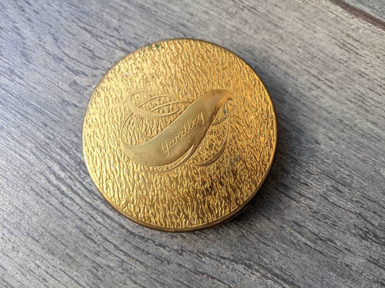 Yardley Powder Compact, Collectible Yardley, Compact Mirror, Vintage Of London, Swirled Stage Design, Cosmetic Prop Item